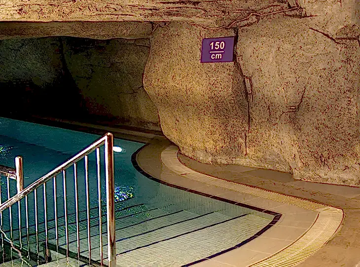 Traditional Turkish Bath experience at Ametyhst Turkish Bath Spa featuring marble steam rooms and aromatic treatments